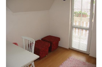 Eslovaquia Privát Ordzovany, Exterior